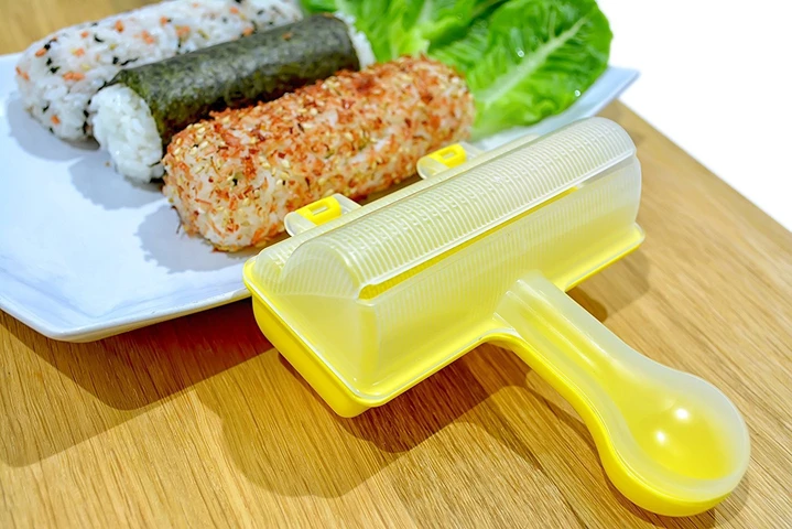 image-Hand-held Sushi Rice Ball Maker
