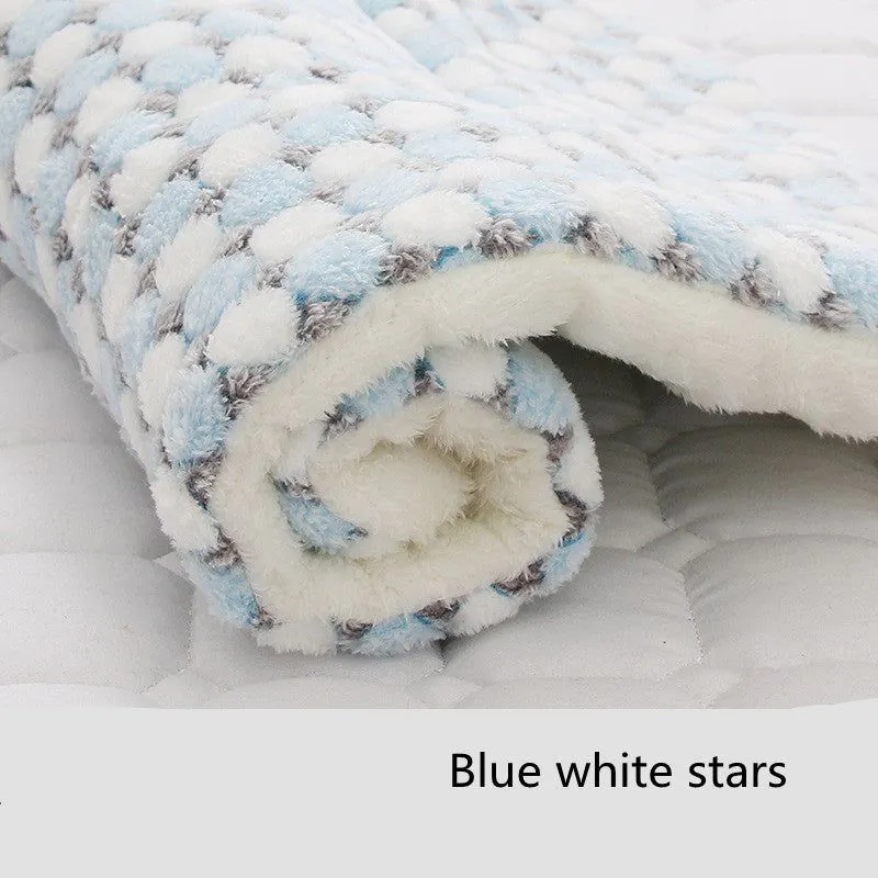 image-Thickened Pet Blanket for Cats & Dogs - Soft Fleece, Non-Slip
