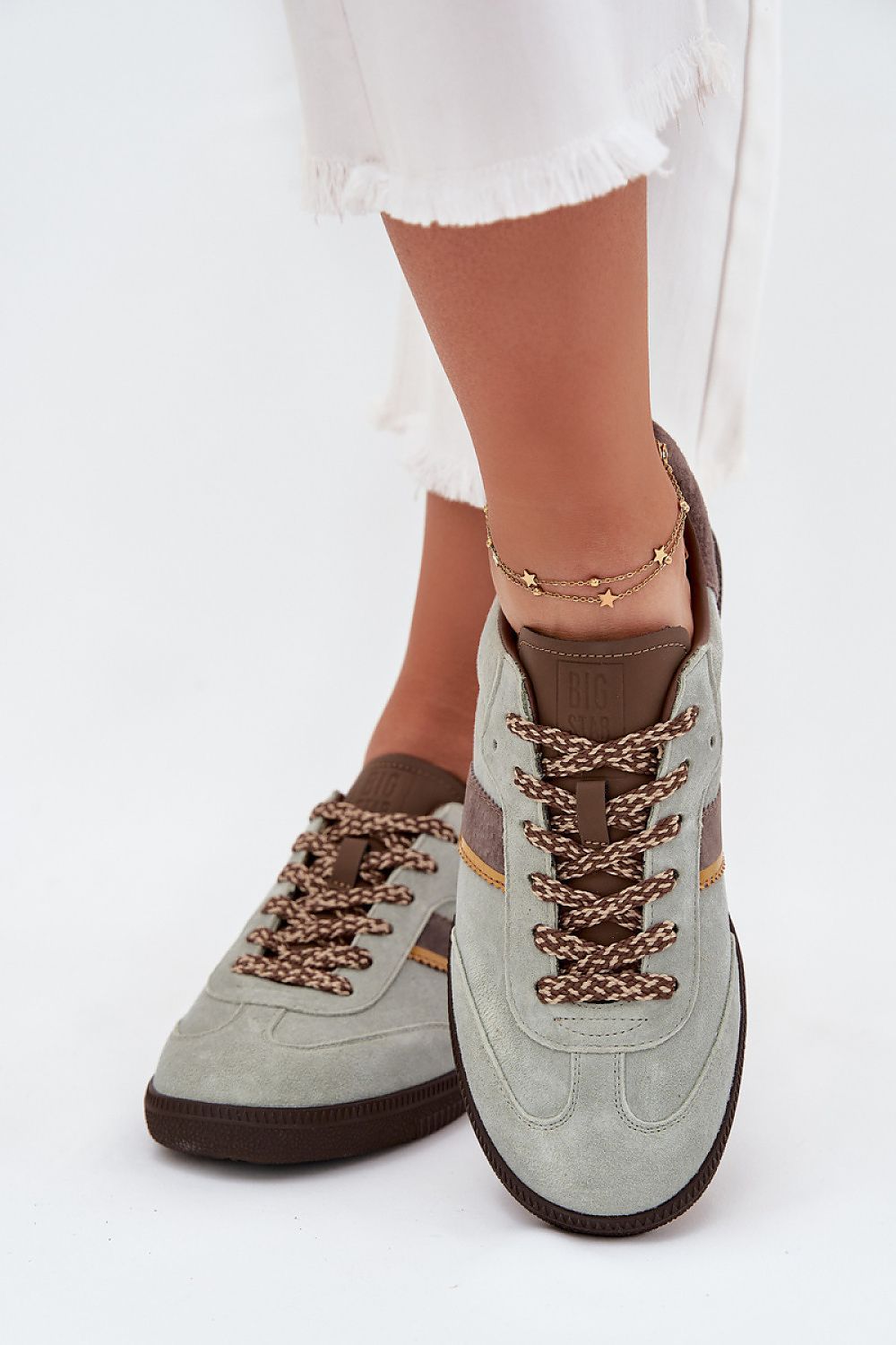 image-Big Star Women's Suede Sneakers Low-Top 