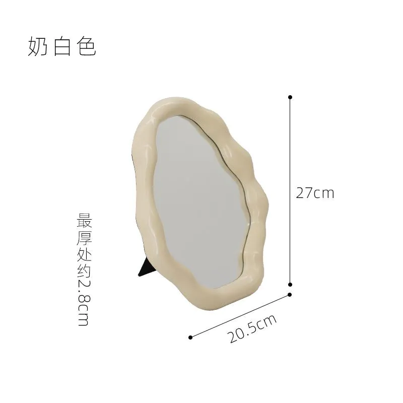 image-Nordic Small High-Value Portable Makeup Mirror for Students