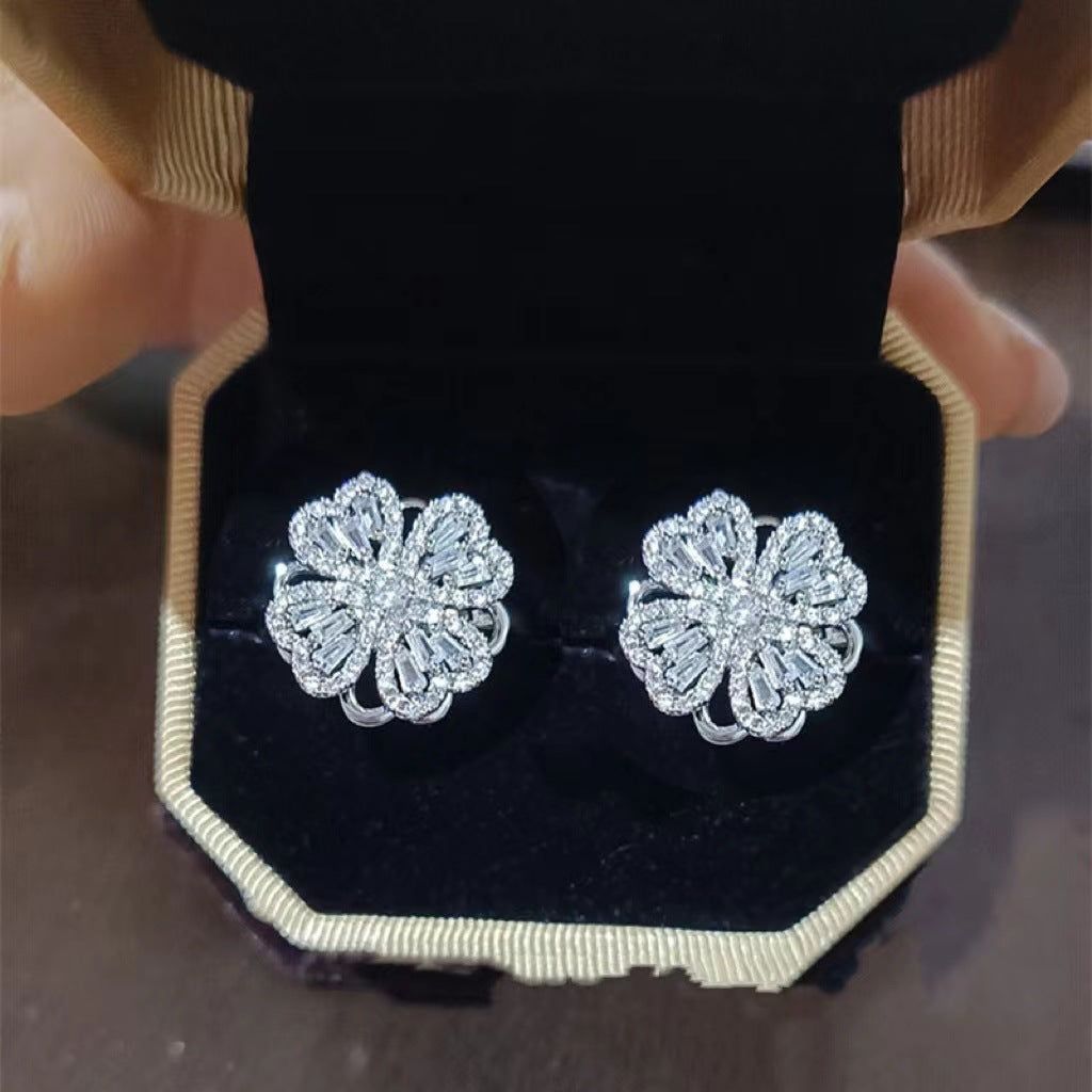 image-Four-Leaf Clover Rotating Necklace Set - Silver 925