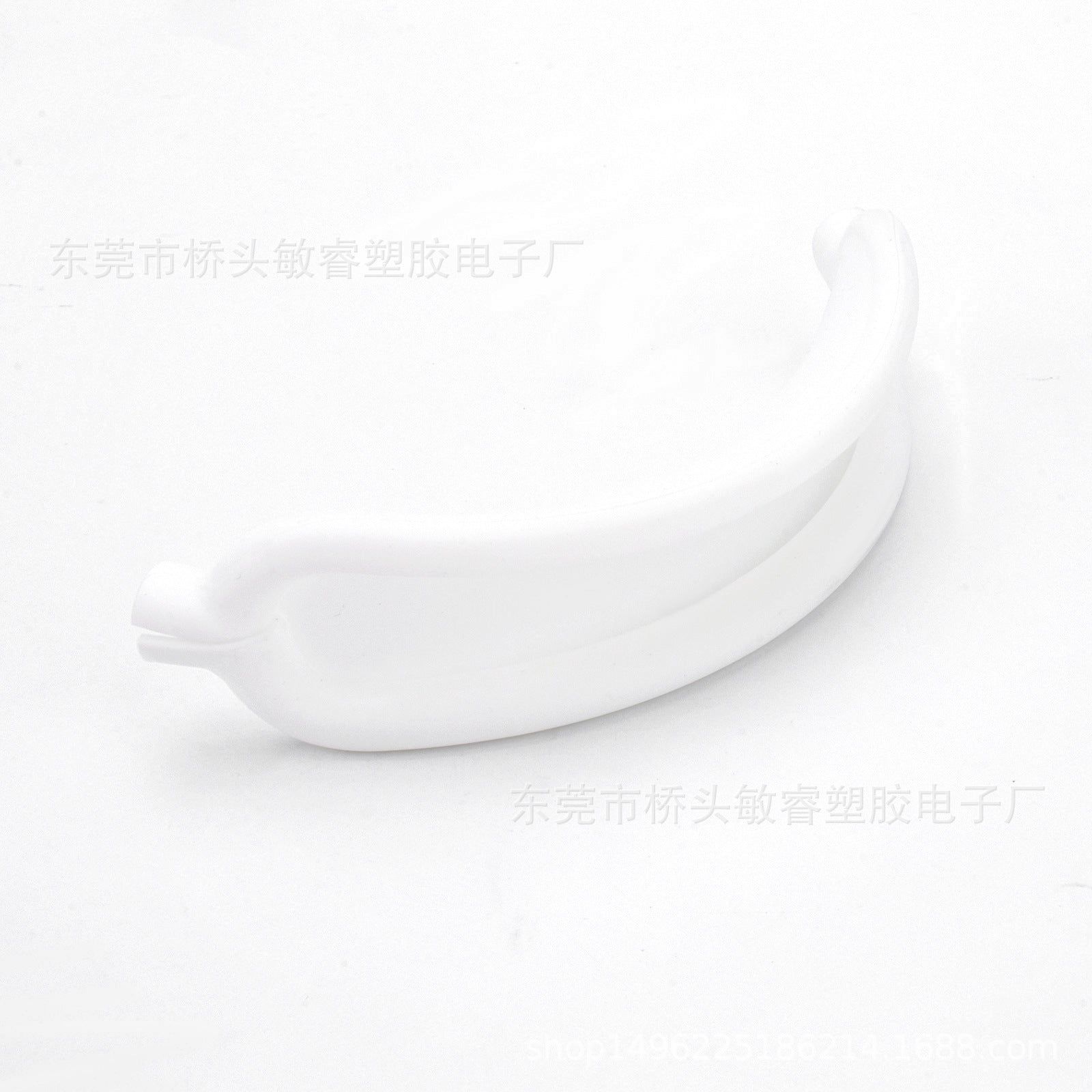 image-AirPods Max Silicone Protective Case - Luminous Green