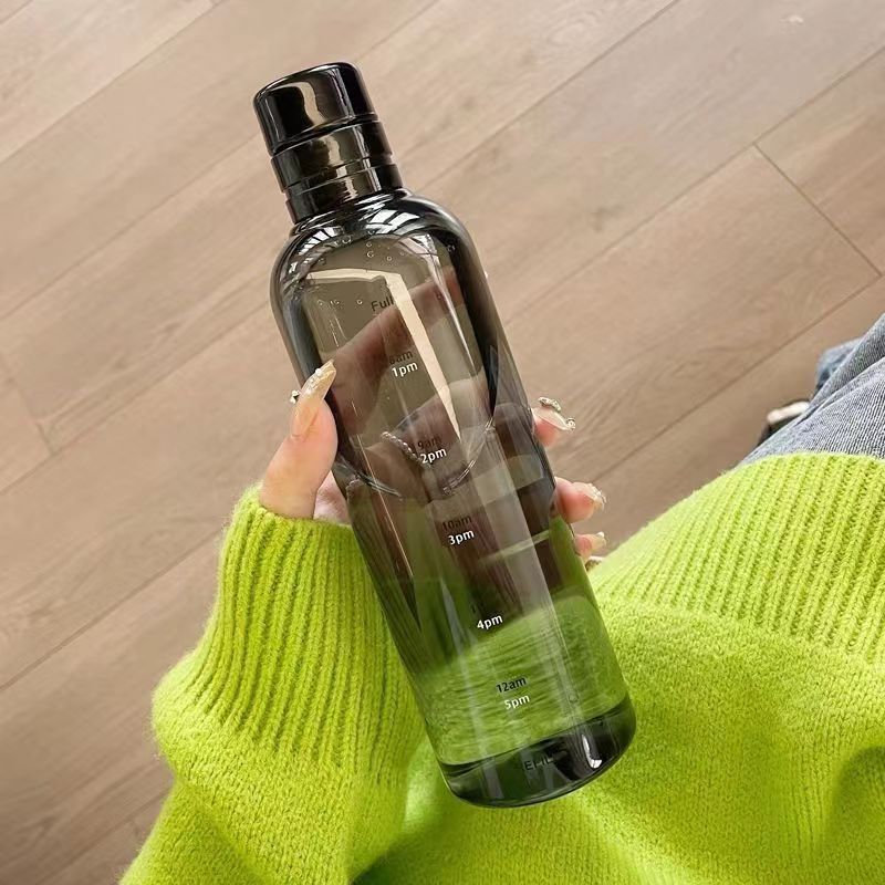 image-Plastic Cup 750ml Scale Black Leak-Proof
