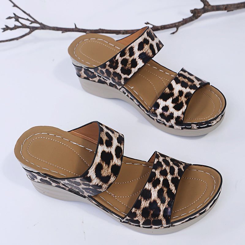 image-Women's Wedge Sandals - Snakeskin Pattern Size 43